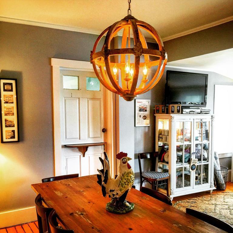 Crocker House Inn Vineyard Haven Eksteriør billede